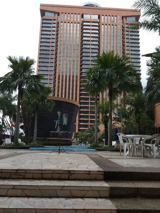 Times Square Private Service Suite At Kl Куала-Лумпур 0*,